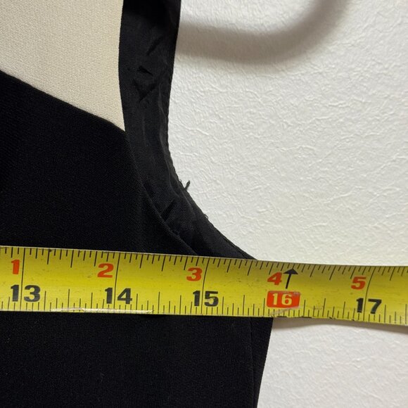 Black dress with white shoulder - Picture 5 of 5